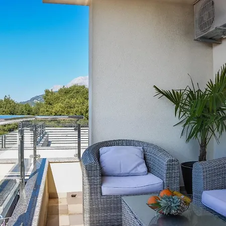 Ivan - Sea View Apartment Makarska