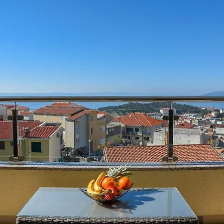 Ivan - Sea View