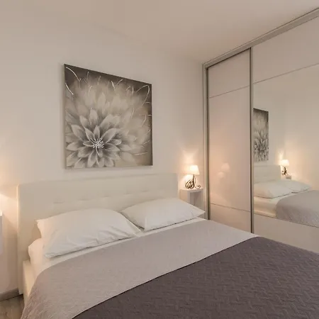 Apartment Ivan - Sea View Makarska